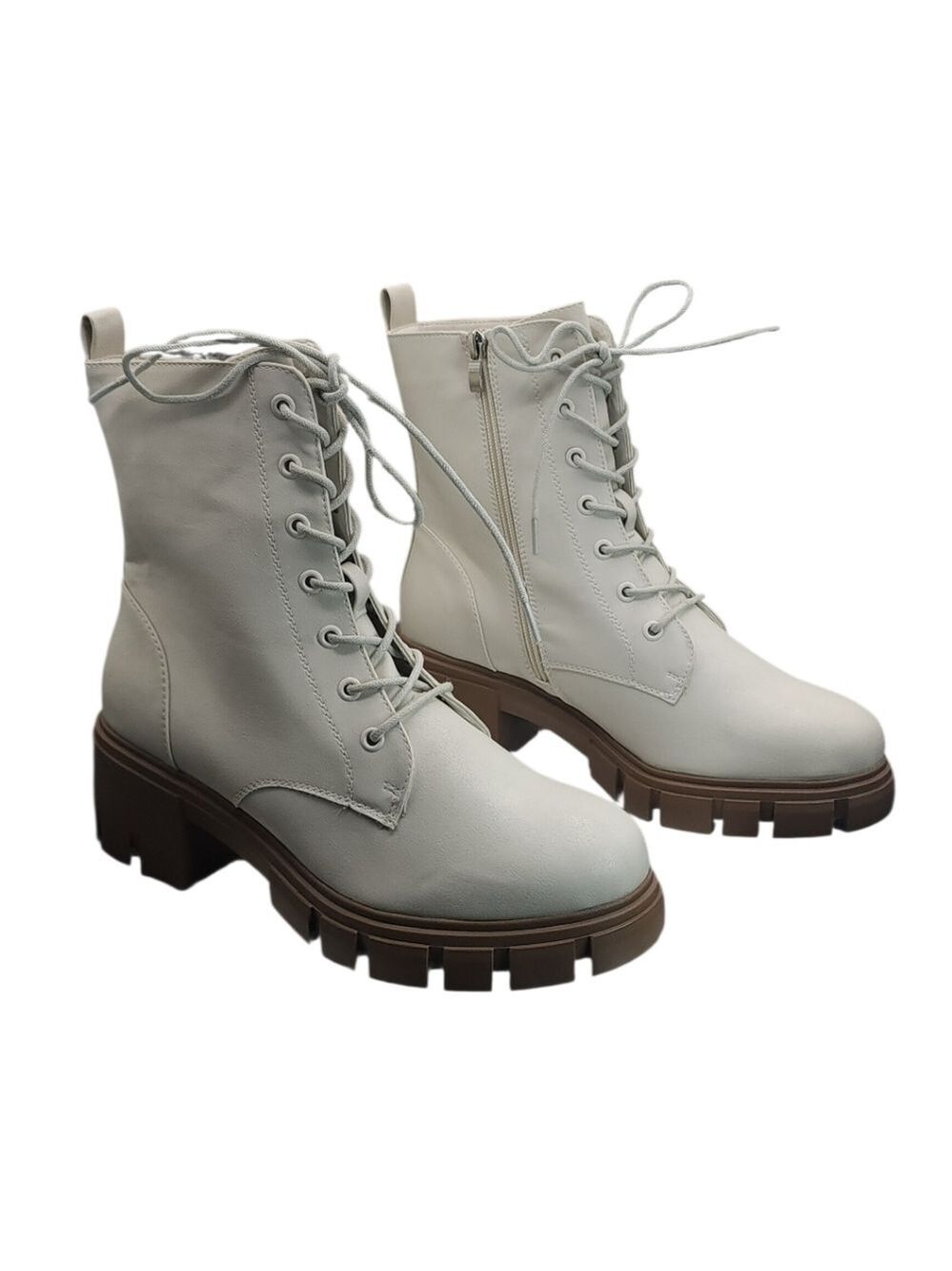 ✨ Dirty Laundry “Newz” Boots – Ivory | New With Tags ✨ Size 9.5